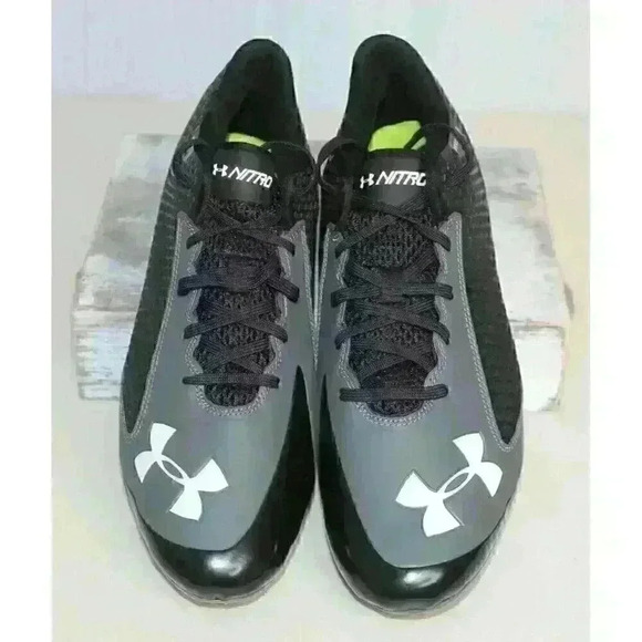 New Under Armor Nitro Clutch Fit 4DFoam Football Cleats 1258021-001 Mens sz 11.5 - Picture 1 of 15
